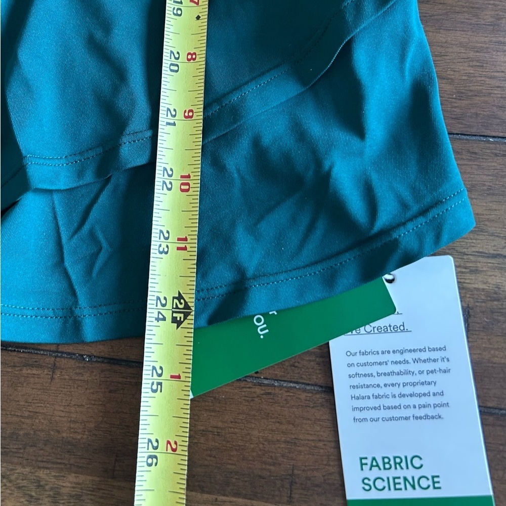 Halara Green Long Sleeve V-Neck Ruffle Hem Top Size Medium Stretch NEW With Tags - Picture 5 of 11
